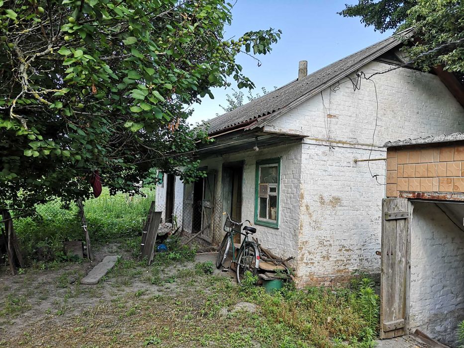 Продаж будинку в центрі с. Великі Канівці (7 км від м. Чорнобай)