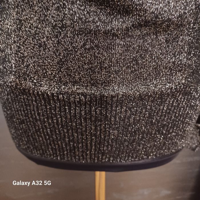 Sweterek damski czarny/srebrny