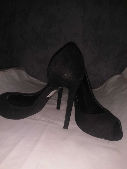 Buty damskie-szpilka