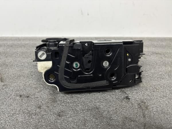 Fechadura / fecho porta trás esquerdo VOLKSWAGEN Polo (6R, 6C)