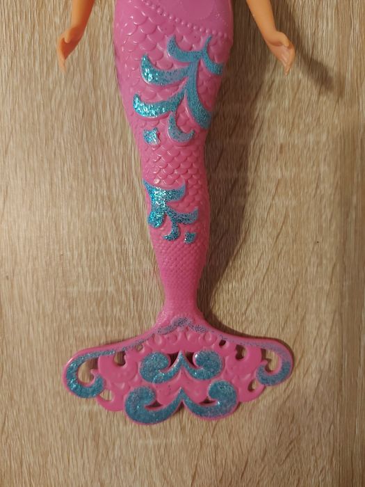 Lalka typu Barbie syrenka