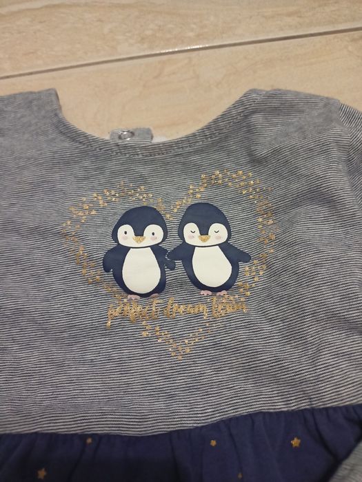 Sukienka z pingwinami