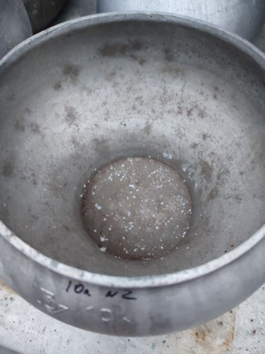 Продам баняк та плити чугунні