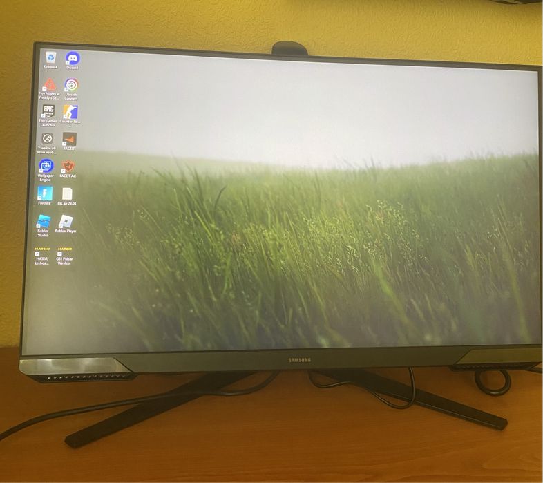 Монітор Samsung 180 hz