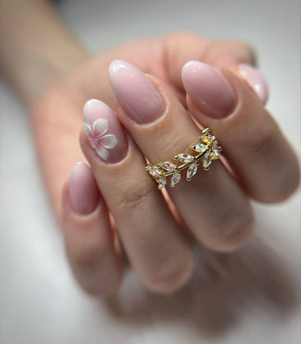 Mobilna stylizacja paznokci, manicure hybrydowy, żelowy  i pedicure