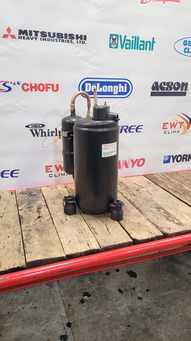 Компрессор " HITACHI " (6.2kw) R-22

SHV33YC6-U

Компрессор в доброму