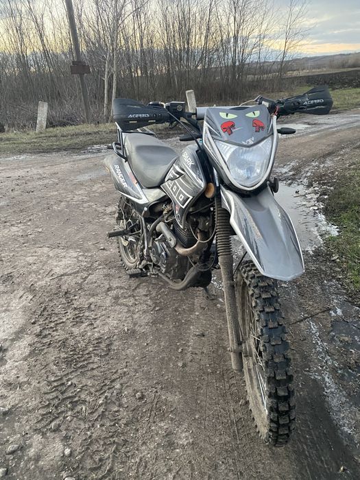 Мотоцикл SP200D-4