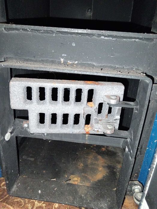 Котел твердопаливний