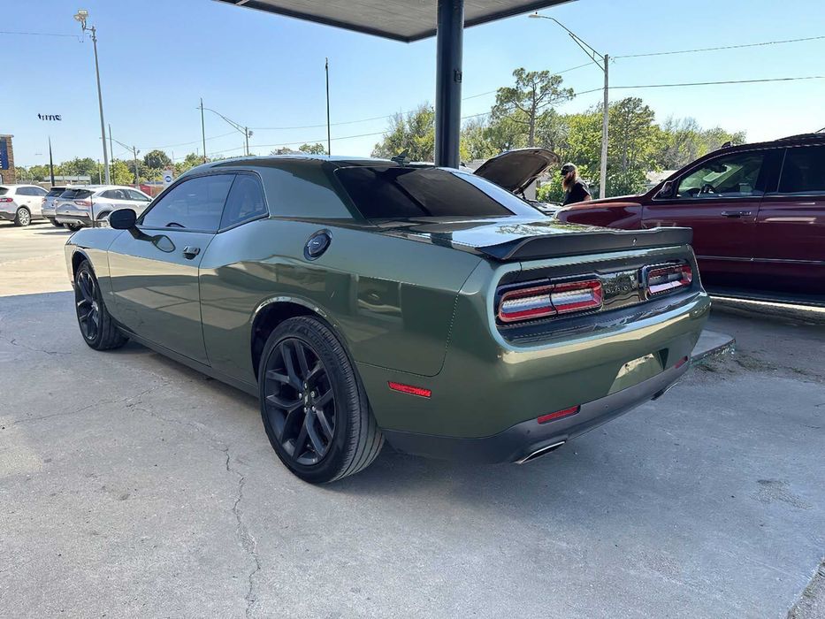 Dodge Challenger      2020