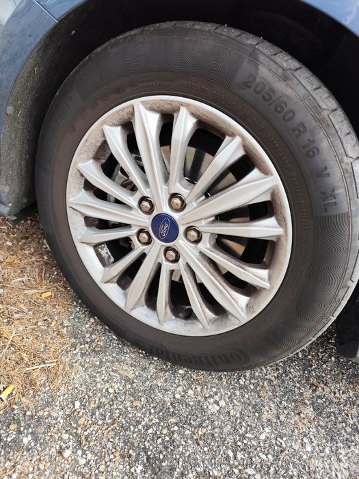 Jantes com pneus como novos 16 focus Titanium