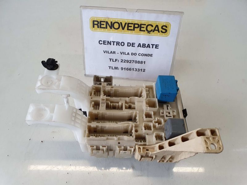 Caixa fusíveis / SAM / BSI TOYOTA Yaris (_P9_)