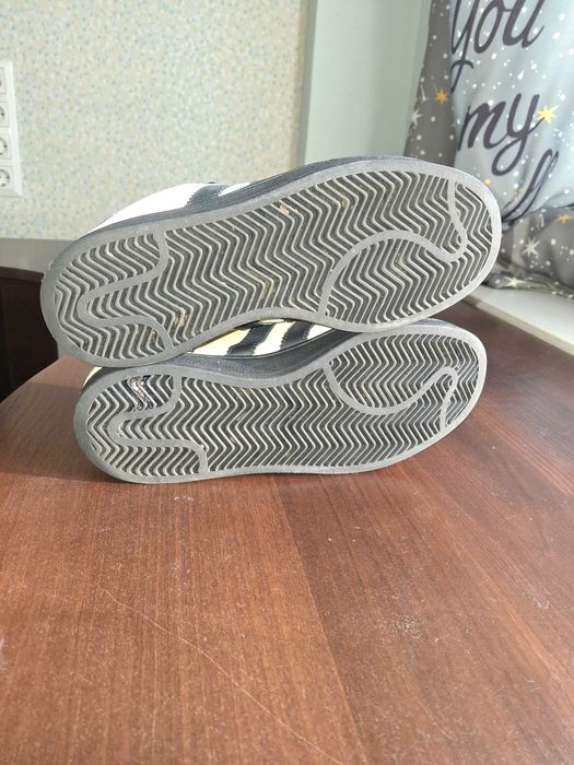 Кросівки Adidas Campus 00s  р. 41  Оригінальні. Б/У.
