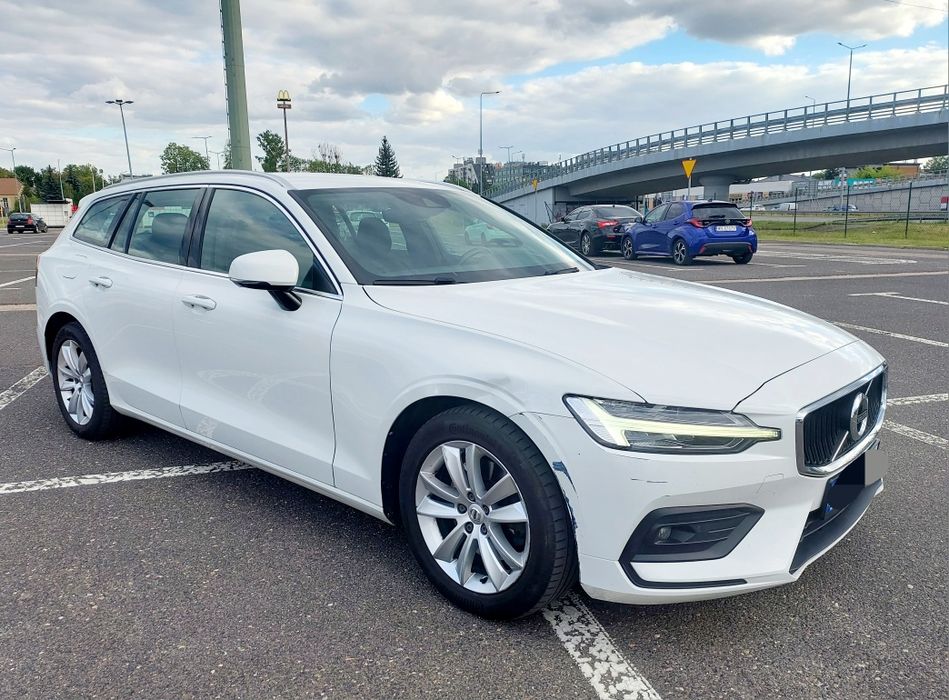 2020/2021 Volvo V60 2.0 D4 197KM Momentum PRO