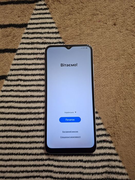 Телефон Samsung A04e