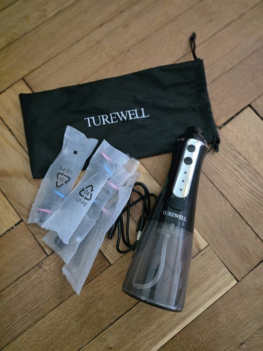 Turewell Fc1591 Profesjonalny Irygator Do Jamy Ustnej 300 Ml Przenośny
