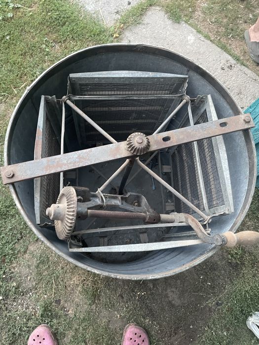 Продам медогонку