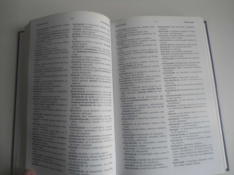 Dicionário Português-Espanhol e Espanhol-Português