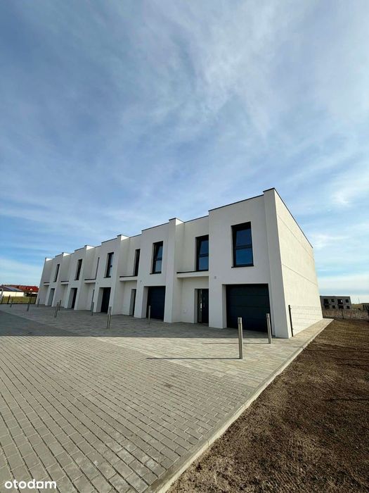 Nowoczesny Design i Premium Jakość Nowy Dom w Zabudowie Szeregowej
