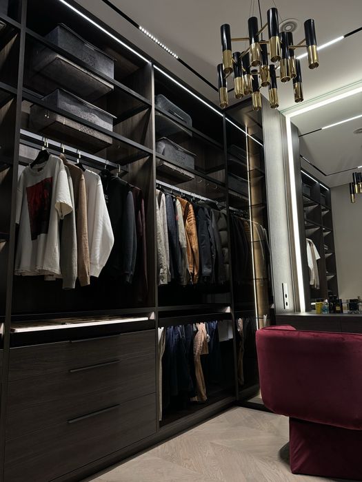 Меблі на замовлення, гардеробні, меблі під ключ