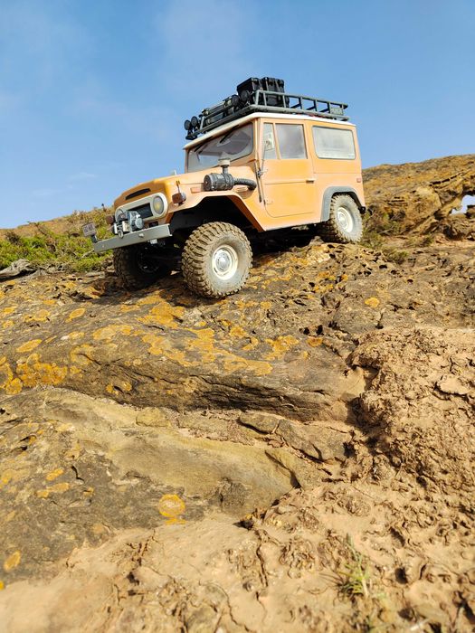 FMS Toyota FJ40 - Scale Crawler