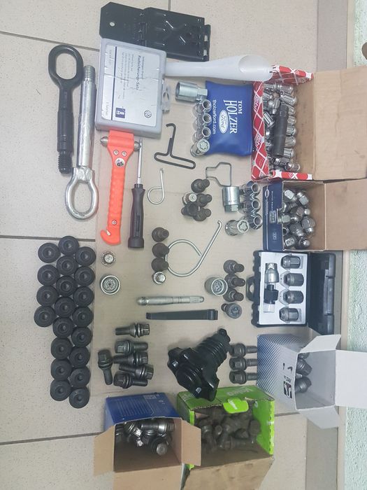 Болты колесные Оригинал