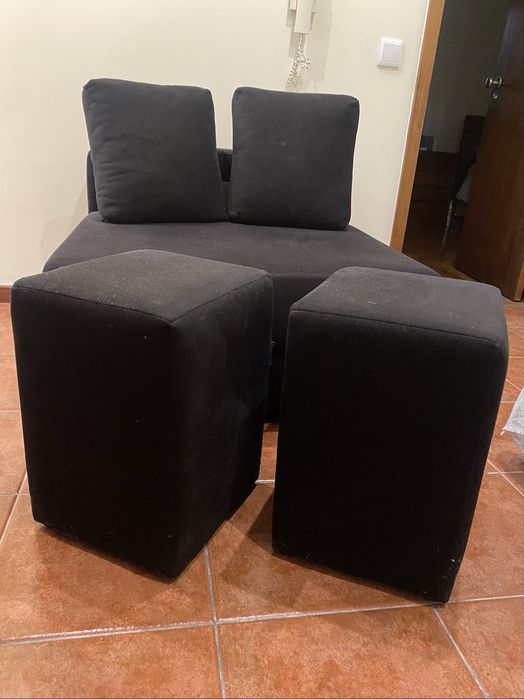 Sofá modular em preto – ótimo estado