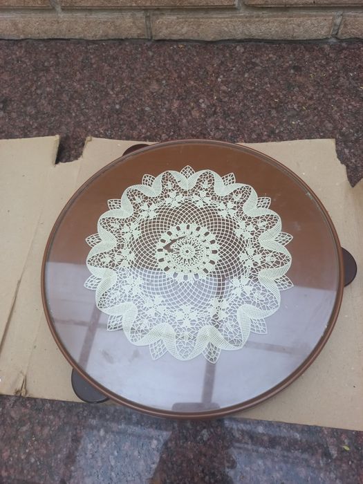 Продаю вращающуюся подставку для тортовв