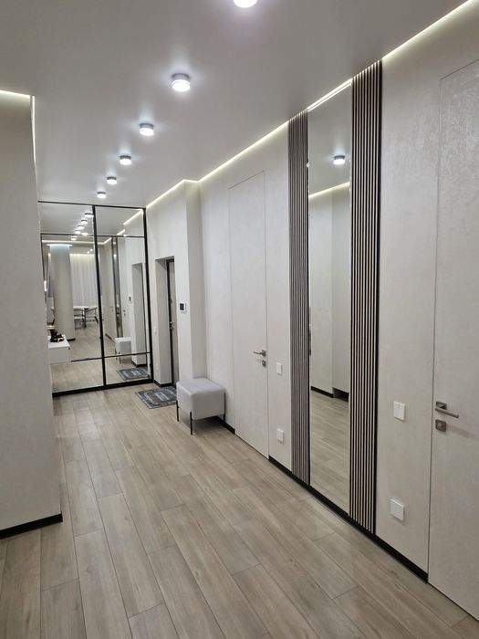 Прим'єр / Premier tower