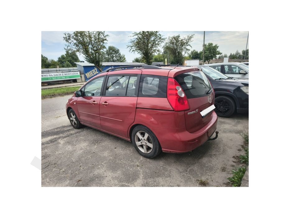 Sprzedam samochód marki Mazda 5 w całości na części