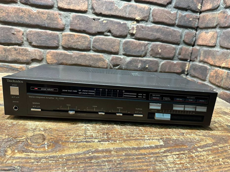 Wzmacniacz Technics SU-Z250