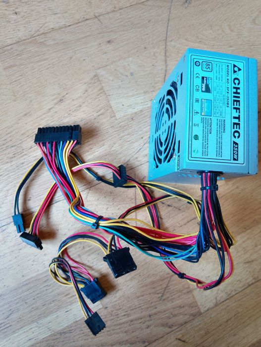 Блок живлення Chieftec SFX-350BS(SFX розміру!)Працюючий!