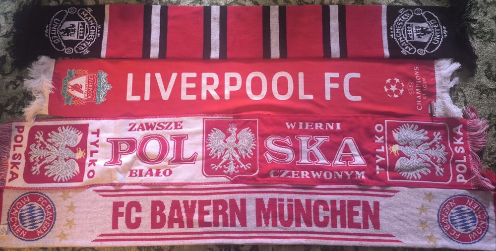 Футбольные шарфы