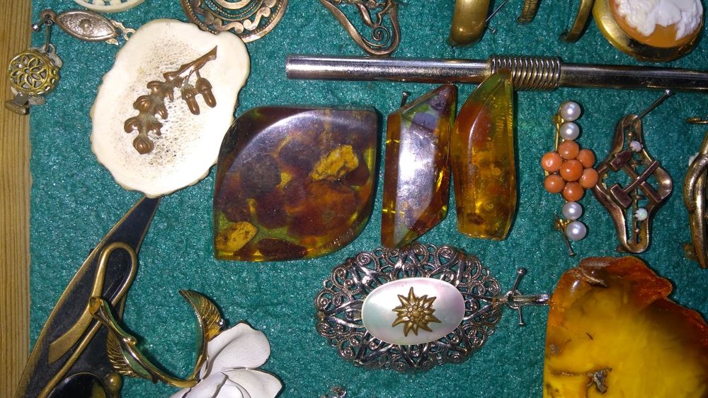 Ozdoby damskie stylowe. Zamienię