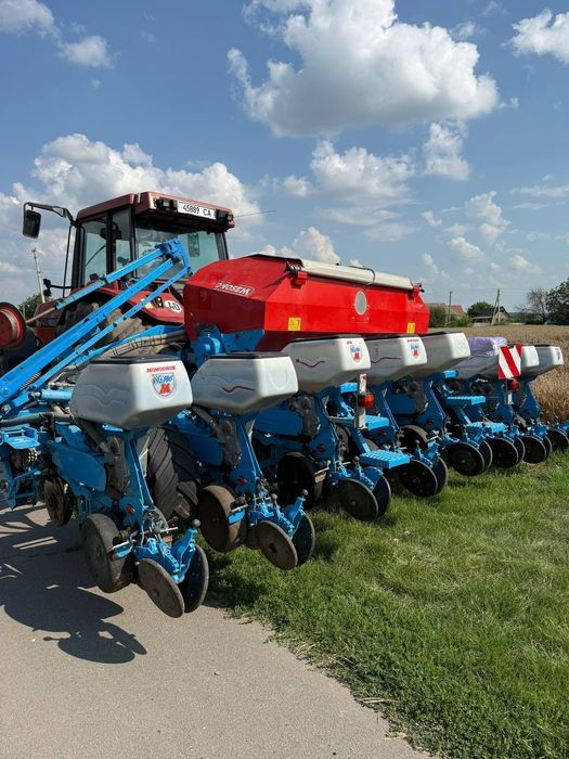 Сівалка Monosem 8 рядів