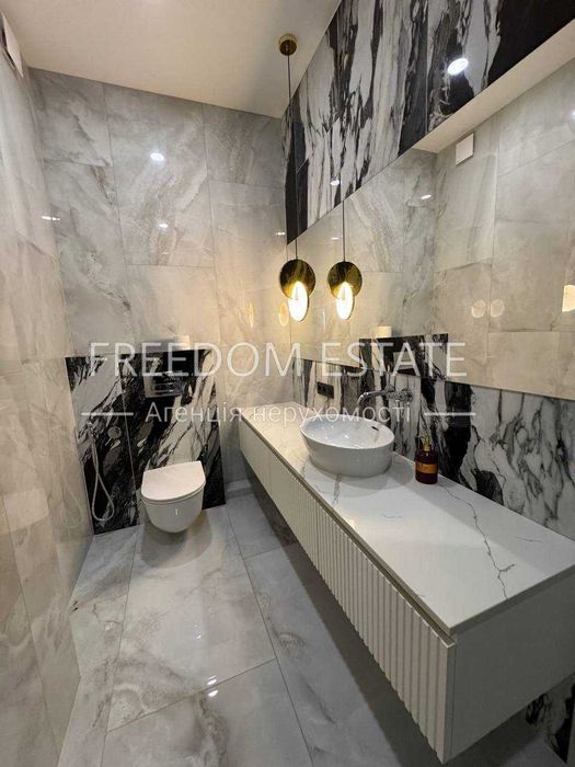 399тыс.$ ПРОДАЖА / 3 спальни Квартира с новым ремонтом/в ЖК Резиденция