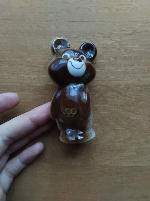 Порцелянові статуетки