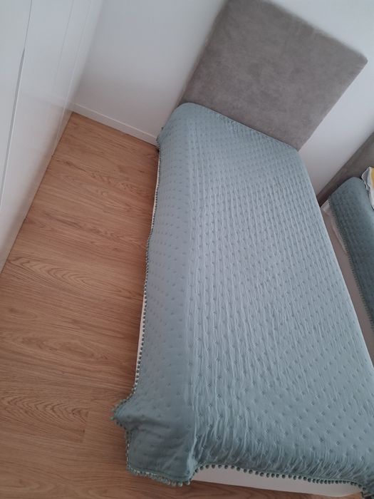 Cama com estrado ikea