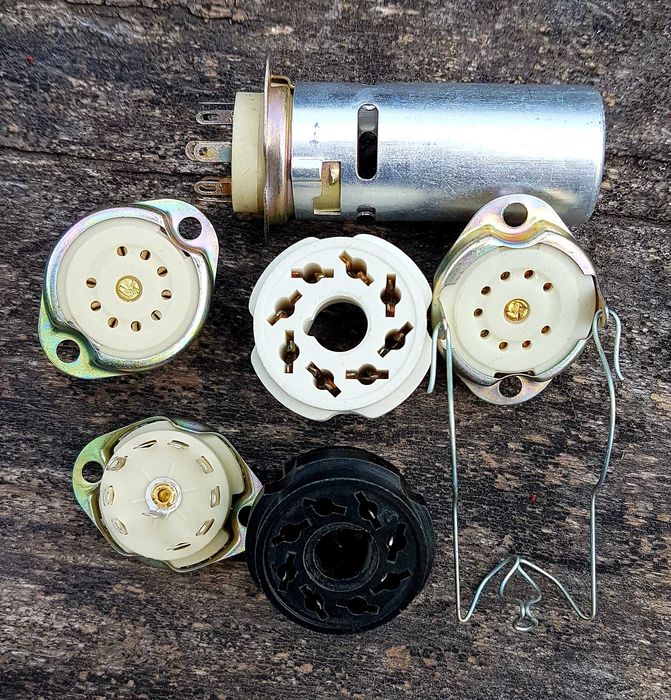 Нові та б/в лампові панелі.