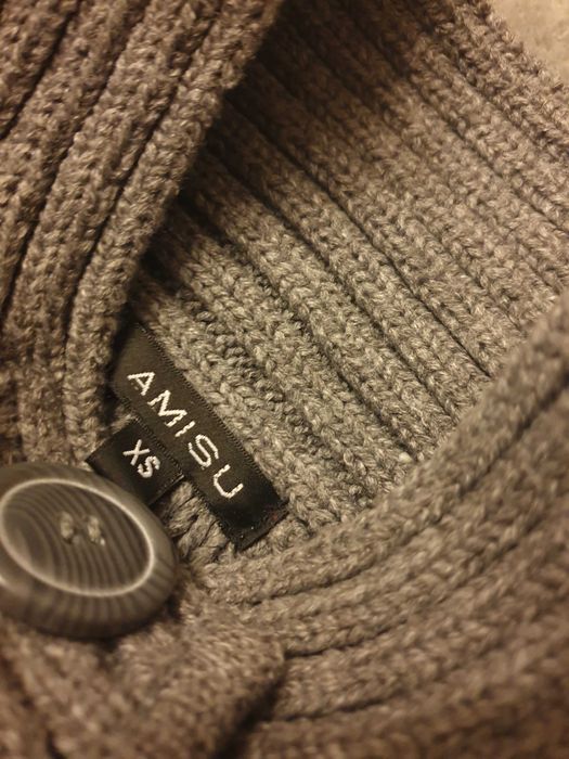 Sweter bez rękawków