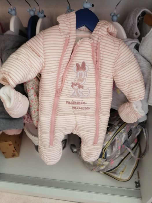 Vendo fatinho de bebé usado apenas na saída da Maternidade.