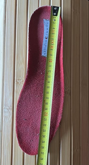Sprzedam kozaki Tommy Hilfiger rozmiar 41 zmierzona wkładka 27.0 cm
