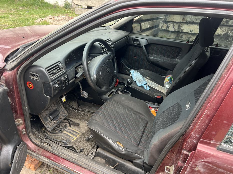 Продам Опель Вектра