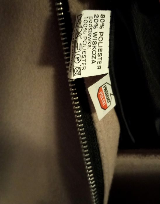 Płaszcz damski z kapturem 36