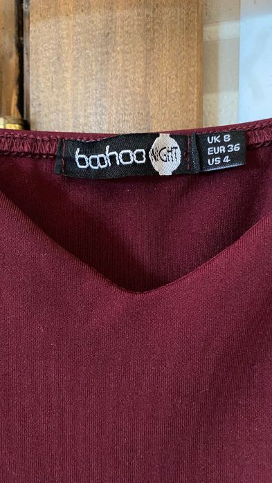 Гарна вечірня сукня