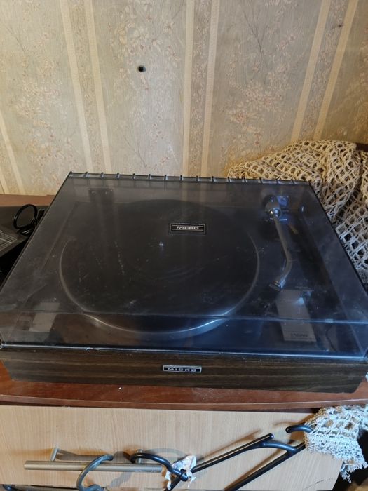Винтажный проигрыватель винила Micro Seiki MR-111 (Belt Drive)