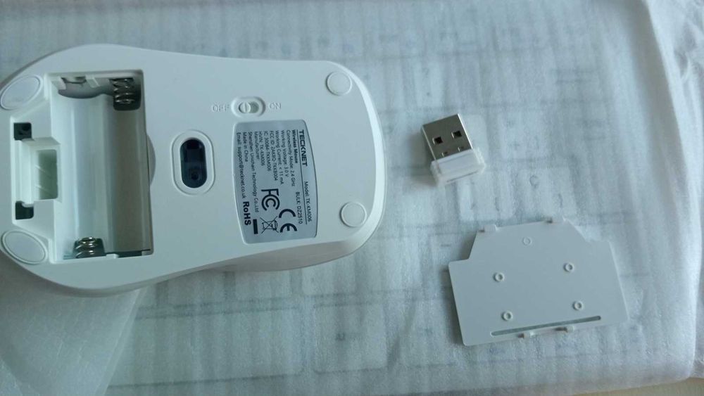 Kit Teclado e Rato Sem Fios TECKNET TK-KM006 Branco Novo