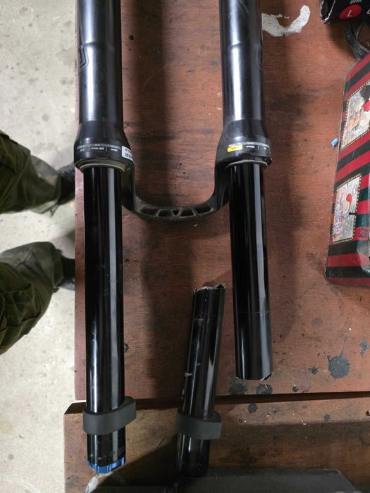 Rock Shox Boxxer RC 27,5" uszkodzony