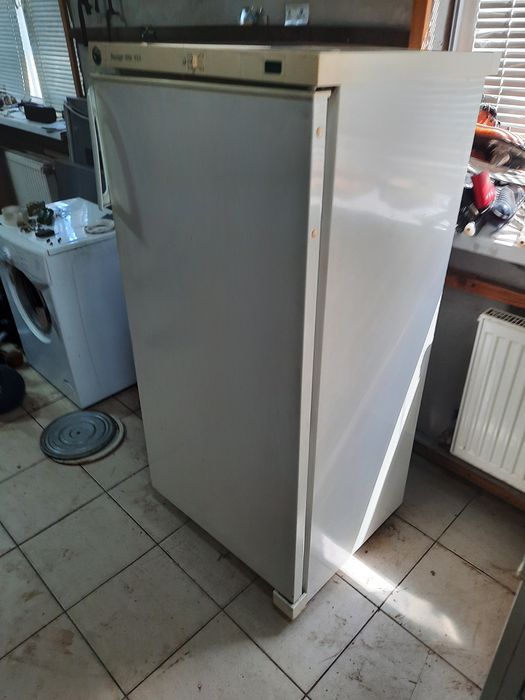 Холодильник Snaige