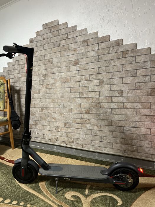 Срочно Xiaomi Mi Pro 2 Electric Scooter
