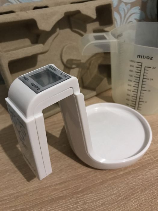 Кухонные весы Startex.